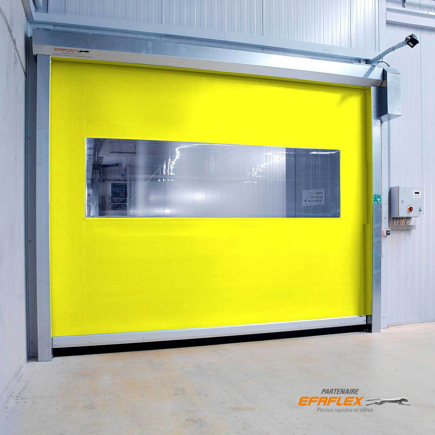 Portalp porte rapide enroulable jaune avec oculus polyvalente souple