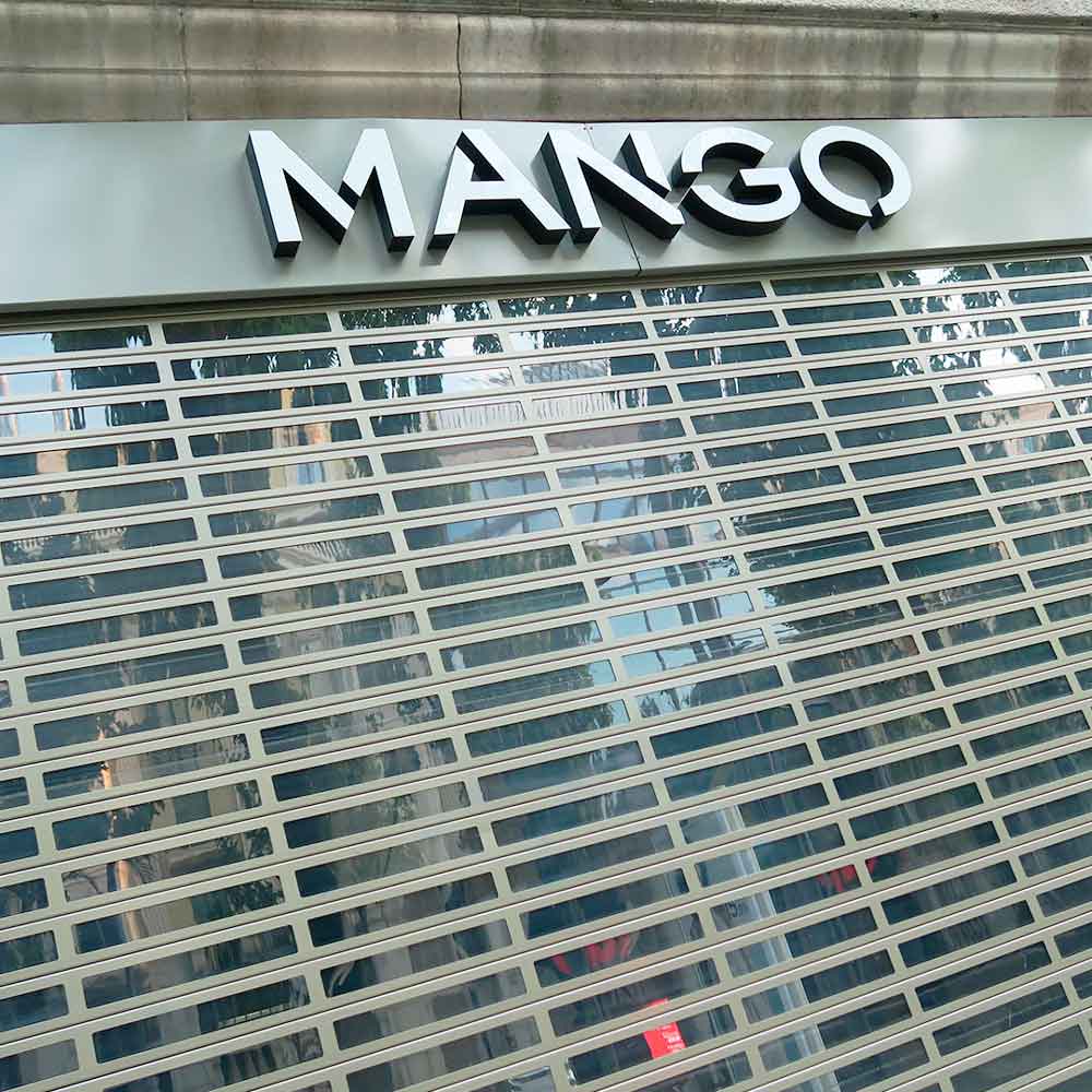 Rideau Collbaix ajouré polycarbonate magasin Mango commerce